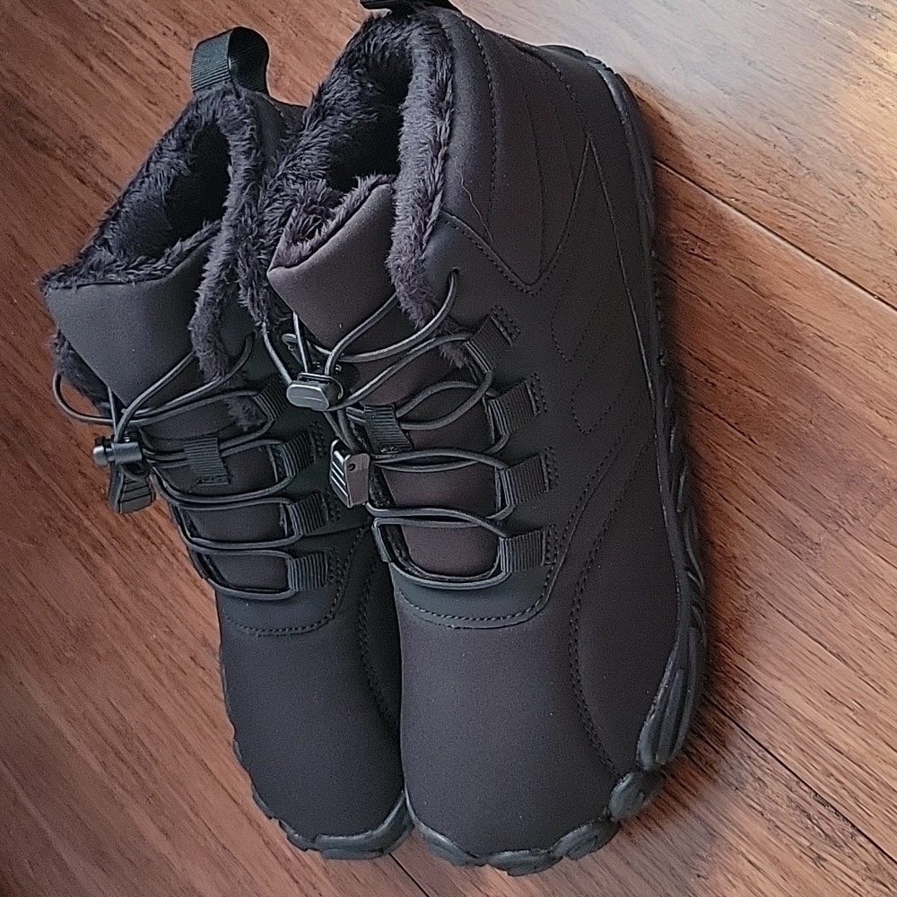 NIP Hike Casper Pro Non-Slip, Waterproof Winter Barefoot Shoe, Black, Size 40 - Picture 2 of 12